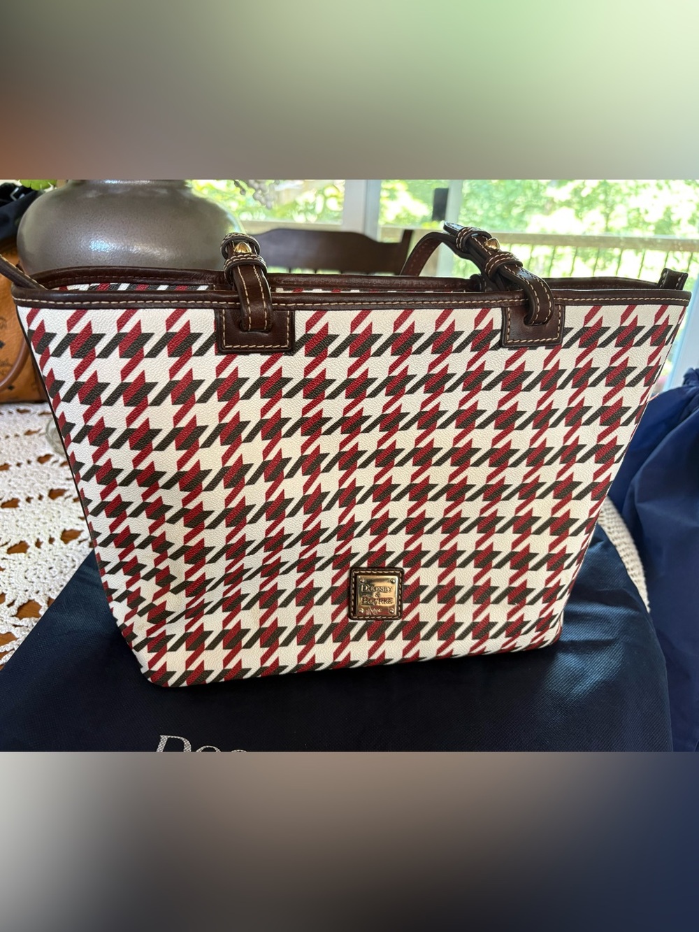 Dooney & Bourke Houndstooth Small Leisure Shopper Tote + COA & Dust Bag
